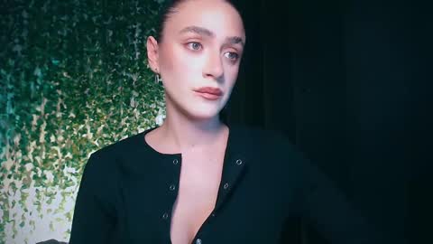 Miss Ivy online show from 02/27/25, 06:53