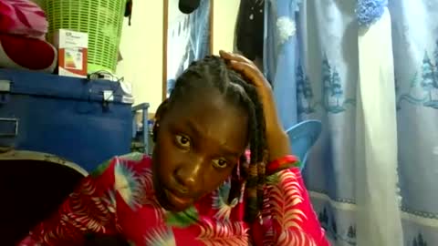 Snapshot of ivyk_ chatting on 03/01/26, 10:39 ivyk_ online show from 03/01/26, 10:39