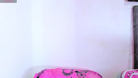 ivymilleer online show from 04/01/26, 06:49