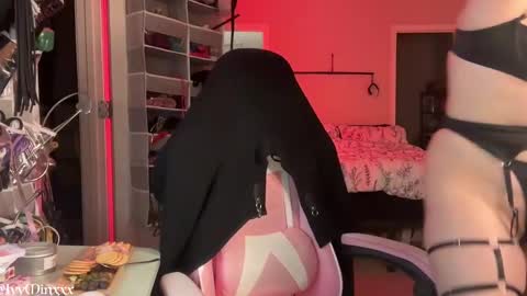 Snapshot of ivyminxxx chatting on 01/01/25, 04:29 Ivy Minxxx online show from 01/01/25, 04:29