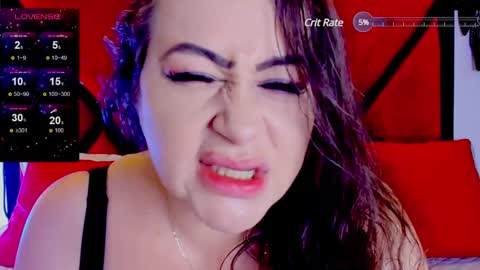 Snapshot of ivymmiller chatting on 01/08/25, 03:29 Ivy Miller online show from 01/08/25, 03:29