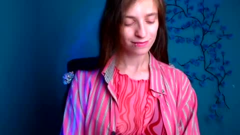 Ivy online show from 07/18/26, 02:32