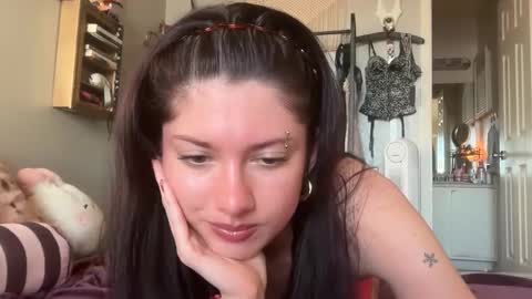 Ivy online show from 02/16/26, 11:45