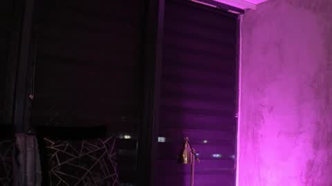 Snapshot of ivyrowa chatting on 11/21/25, 06:28 IvyRowa online show from 11/21/25, 06:28