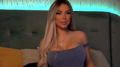 Snapshot of ivyrubens chatting on 02/18/25, 04:04 Ivy online show from 02/18/25, 04:04