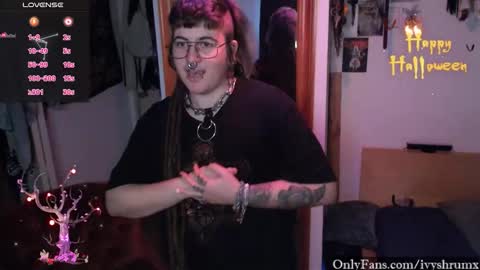 Ivy ShrumX online show from 10/12/25, 07:02