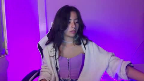 Ivy  online show from 02/03/26, 02:53