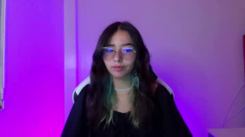 Ivy  online show from 02/04/26, 09:53