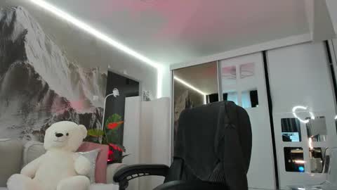 Ivy Belle online show from 02/20/26, 06:26