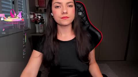 Ivvy online show from 10/19/25, 02:40