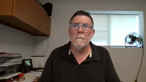 Snapshot of iwantsex724 chatting on 11/04/25, 12:10 iwantsex724 online show from 11/04/25, 12:10