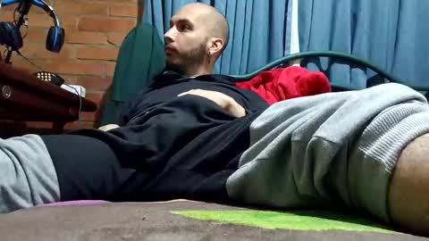 iwanturarse online show from 11/17/25, 02:28