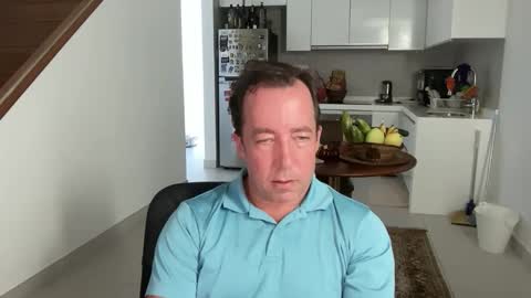 Snapshot of iwantuu2 chatting on 09/23/25, 08:50 chat with me to find out online show from 09/23/25, 08:50