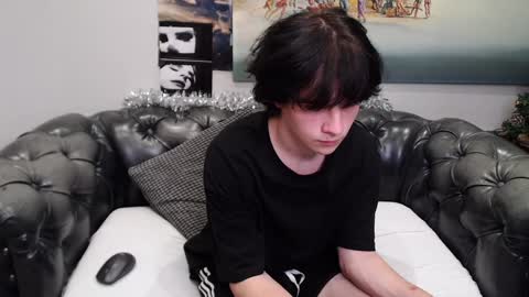 Snapshot of iwillfall_ chatting on 12/13/24, 12:31 Maxim online show from 12/13/24, 12:31