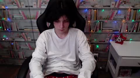 Snapshot of iwillfall_ chatting on 01/30/25, 11:02 Maxim online show from 01/30/25, 11:02