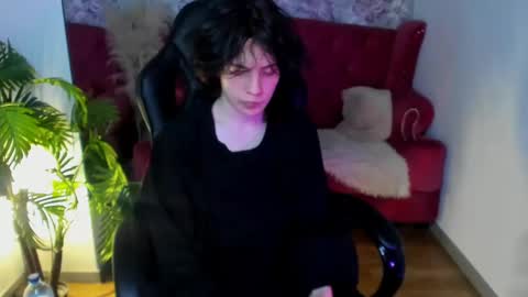 Snapshot of iwillfall_ chatting on 03/05/25, 05:50 Maxim online show from 03/05/25, 05:50