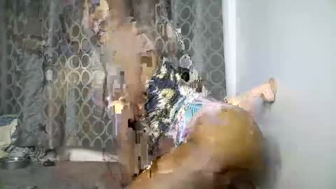 iynika online show from 05/20/26, 10:49