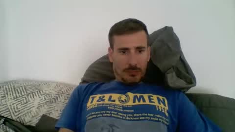 Snapshot of iyoperro chatting on 10/26/25, 11:38 Casandro online show from 10/26/25, 11:38