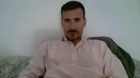 Snapshot of iyoperro chatting on 10/27/25, 10:08 Casandro online show from 10/27/25, 10:08