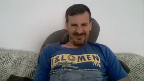 Snapshot of iyoperro chatting on 11/01/25, 09:33 Casandro online show from 11/01/25, 09:33