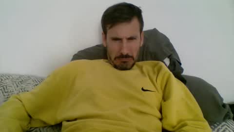 Snapshot of iyoperro chatting on 11/26/25, 11:22 Casandro online show from 11/26/25, 11:22