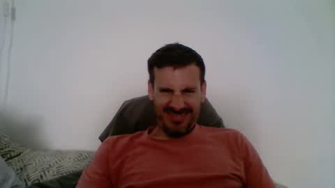 Snapshot of iyoperro chatting on 05/04/26, 08:21 Casandro online show from 05/04/26, 08:21