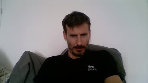 Snapshot of iyoperro chatting on 05/13/26, 10:45 Casandro online show from 05/13/26, 10:45