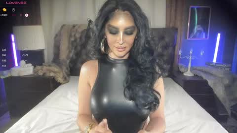 Snapshot of iyotara_ chatting on 04/28/26, 02:27 Areeya online show from 04/28/26, 02:27