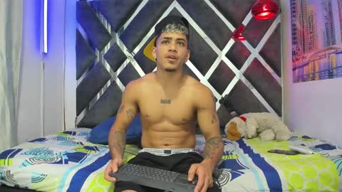 izaack online show from 01/14/26, 08:03