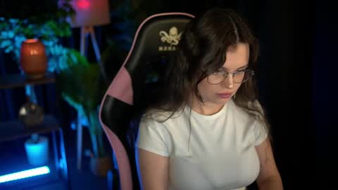 Lina online show from 05/10/26, 02:22