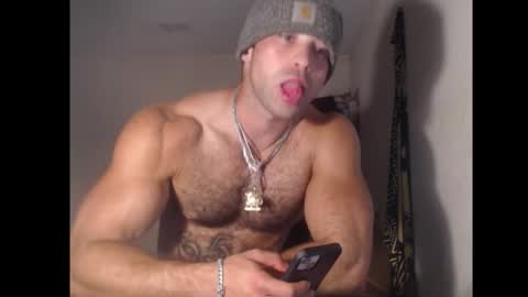 izak144 online show from 10/31/25, 05:19