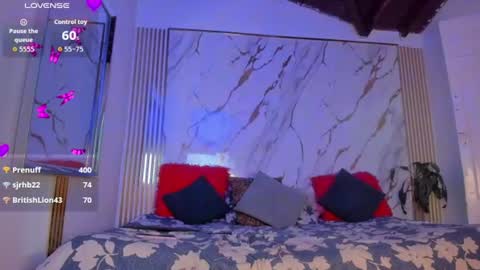 izamar online show from 07/11/26, 03:20