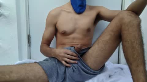 Snapshot of izik22 chatting on 07/13/26, 11:18 izik22 online show from 07/13/26, 11:18