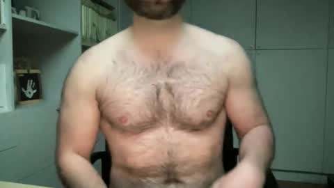 Izylduur online show from 01/08/26, 03:25