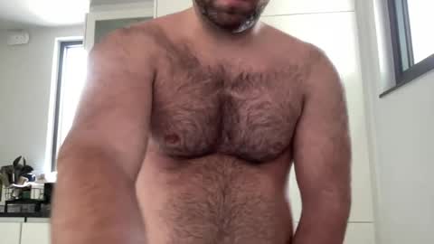 Snapshot of izylduur chatting on 08/04/26, 07:44 Izylduur online show from 08/04/26, 07:44