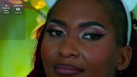 Snapshot of izzie_sugar chatting on 10/12/25, 07:13 Sugar Babe online show from 10/12/25, 07:13