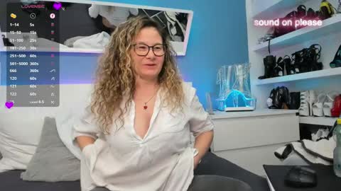 Izzy Mendosa online show from 05/14/26, 11:17