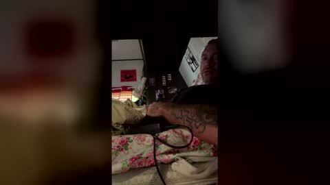 JayandJ713 online show from 04/26/26, 08:28