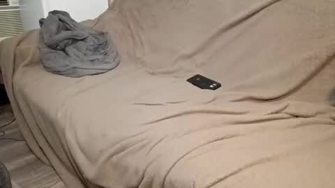 j__orge__ online show from 05/17/26, 07:06