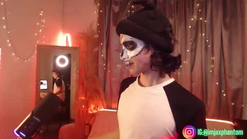 Hey im Jaxxxon check my info     online show from 10/31/25, 08:59