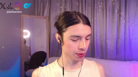Hey im Jaxxxon check my info     online show from 04/07/26, 10:48