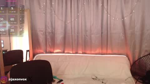 Hey im Jaxxxon check my info     online show from 06/18/26, 01:26
