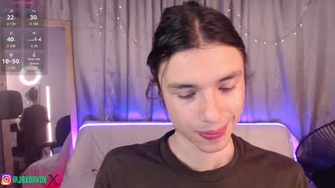 Hey im Jaxxxon check my info     online show from 07/03/26, 11:38
