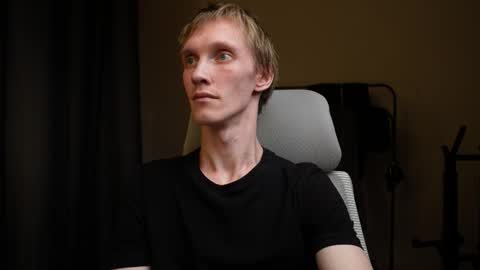 Danny online show from 09/27/25, 04:23