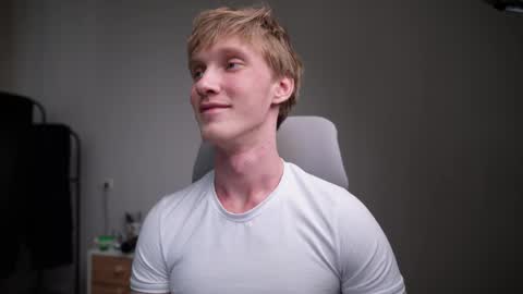 Danny online show from 04/08/26, 04:56