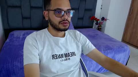 Snapshot of j_black_ chatting on 02/13/26, 08:27 John Smith online show from 02/13/26, 08:27