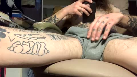 Snapshot of j_boogie_mane chatting on 02/12/25, 12:05 j boogie online show from 02/12/25, 12:05