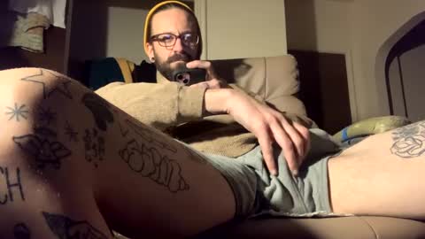 Snapshot of j_boogie_mane chatting on 02/14/25, 05:30 j boogie online show from 02/14/25, 05:30