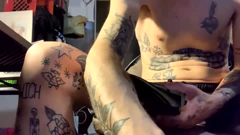 Snapshot of j_boogie_mane chatting on 03/07/25, 02:25 j boogie online show from 03/07/25, 02:25