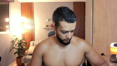 Snapshot of j_calix chatting on 05/18/26, 11:32 Calix Independient model Insta and twt Calixsnake online show from 05/18/26, 11:32